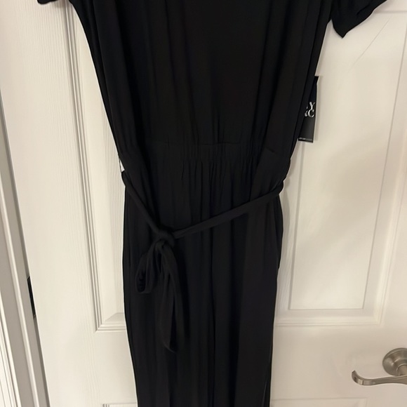 Black jumper- new with tags - Picture 3 of 4